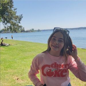 Meet your Posher, Olivia